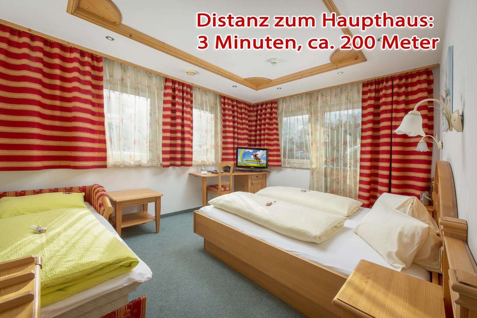 Familienhotel Central Sankt Johann in Tirol Room photo